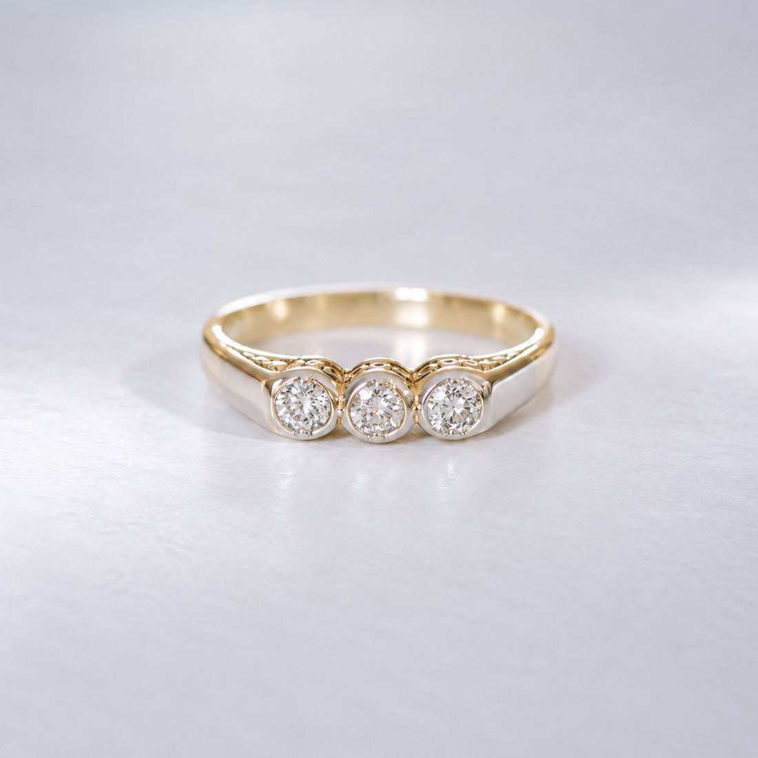 Vintage Diamantring im Art-Déco-Stil | Drei Diamanten, 585 Gelb- & Weißgold