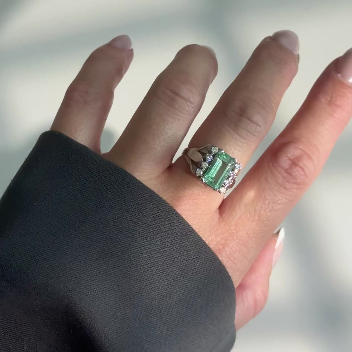 Emerald Cut Smaragd Ring -  Natur-Smaragd &amp; Diamanten | 14K Weißgold
