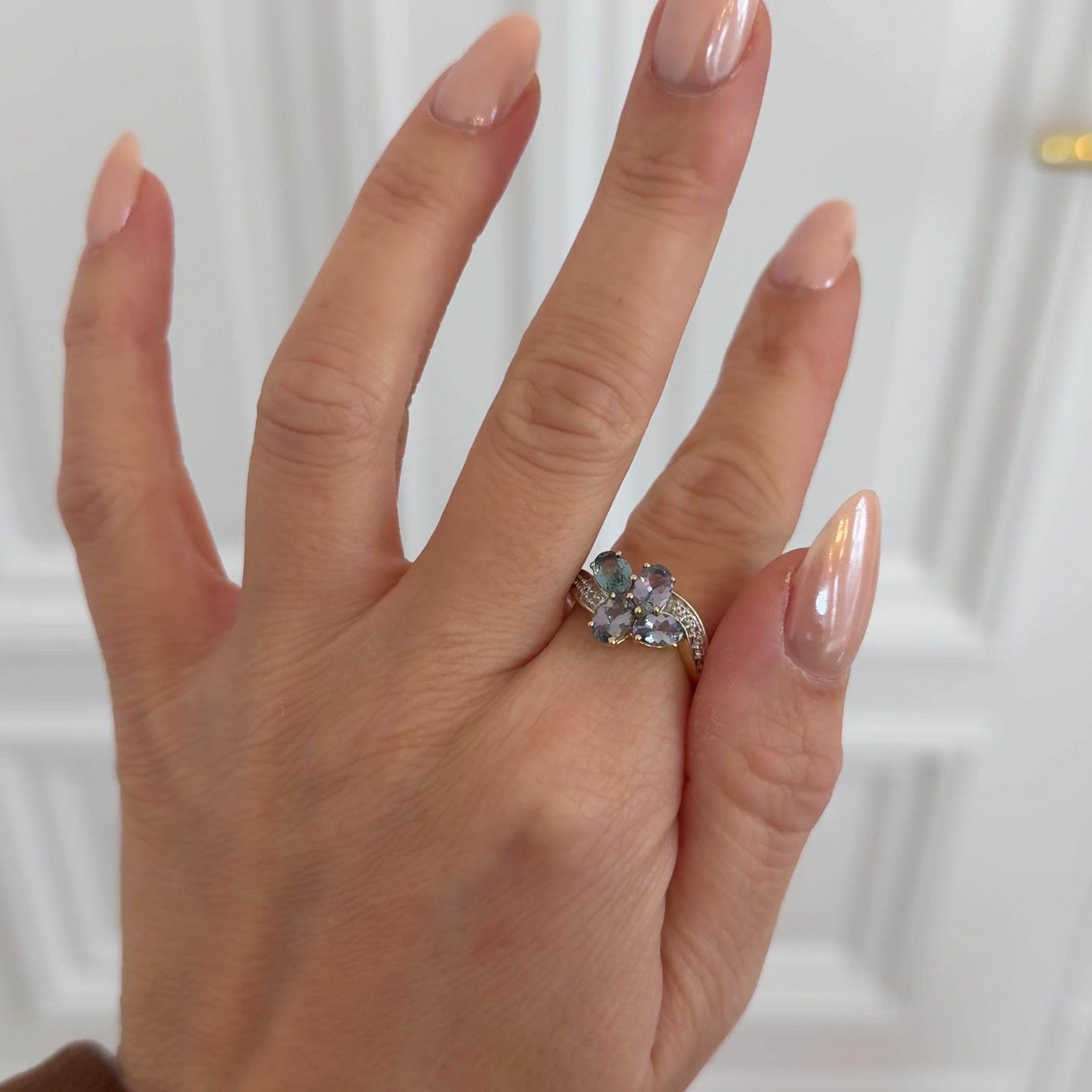 Vintage Ring Tansanit und Diamanten