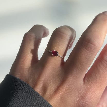 Rubin Ring Unikat – 14K Gelbgold mit Rubin &amp; Naturdiamanten