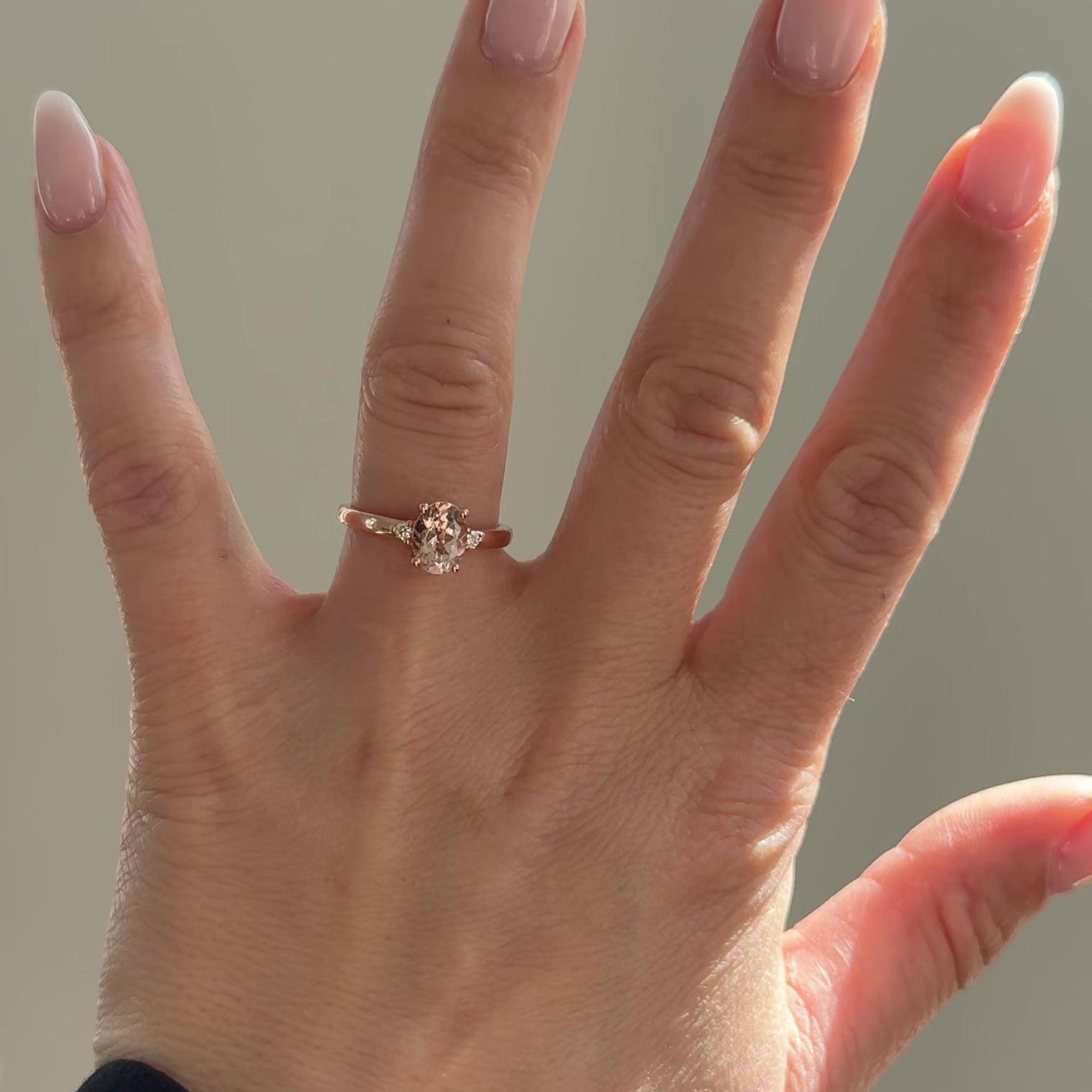 Ring aus 18KT Roségold mit Morganit