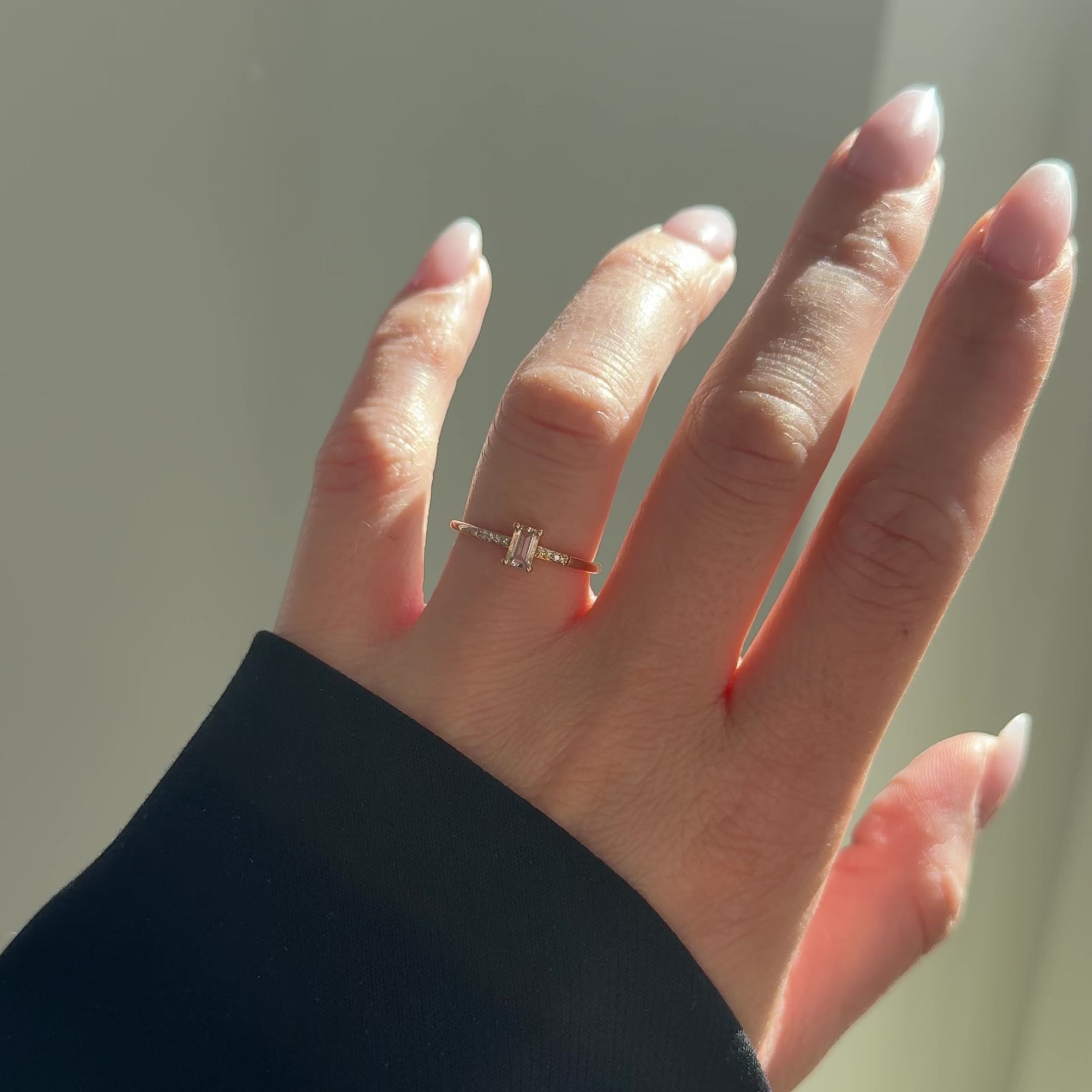 Ring aus 18KT Roségold mit Morganit &amp; Brillanten