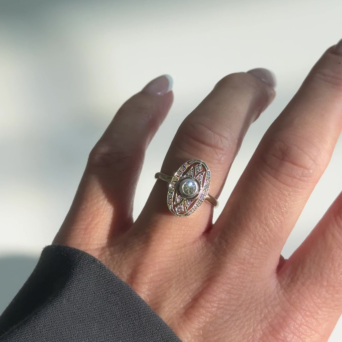 Art Déco Diamantring – 14K Gold &amp; Naturdiamanten